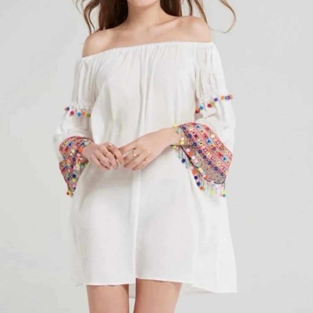 STELLAH Off-Shoulder Pom Pom Mini Dress Tunic Festival Boho Multicolor - Small